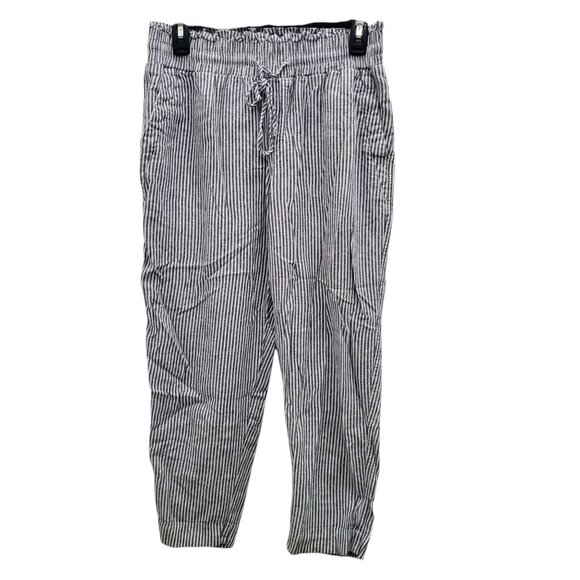 a new day Pants - A New Day Gray White Conductor Stripe Linen Blend Casual Paperbag Waist Crops M